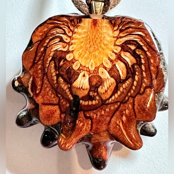 🛍️soldNECKLACE Handcrafted Pinecone pendant center cut heart on cord 4007 B - Picture 4 of 14